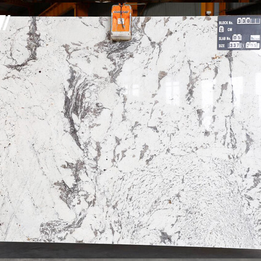 Granit Alaska Light 2 cm satynowany