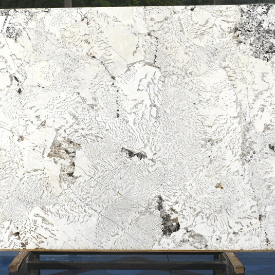 Granite Alpinus White 2 cm polished