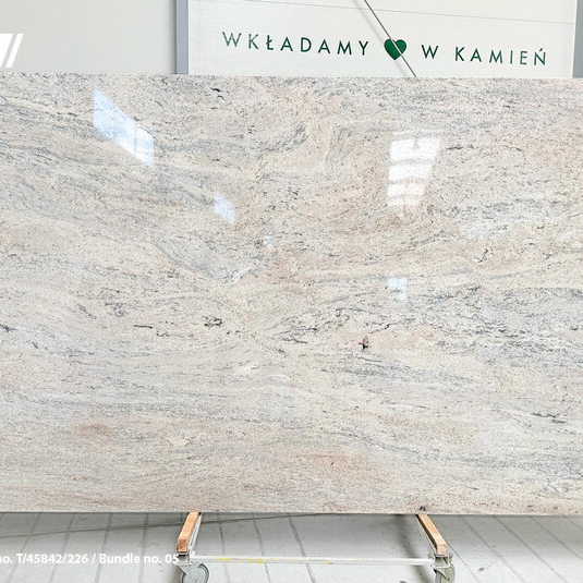 Granite Colonial Ivory 3 cm polished