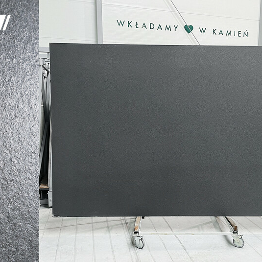 Granite Absolute Black 3 cm satin-finished