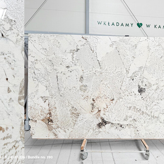 Granite Alpinus White 2 cm satin-finished
