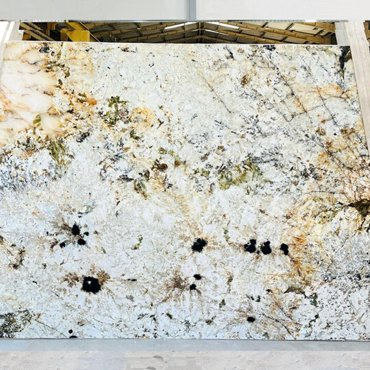 Granit Alpinus White 2 cm satynowany