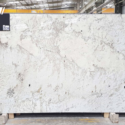 Granit Alaska Light 2 cm satynowany