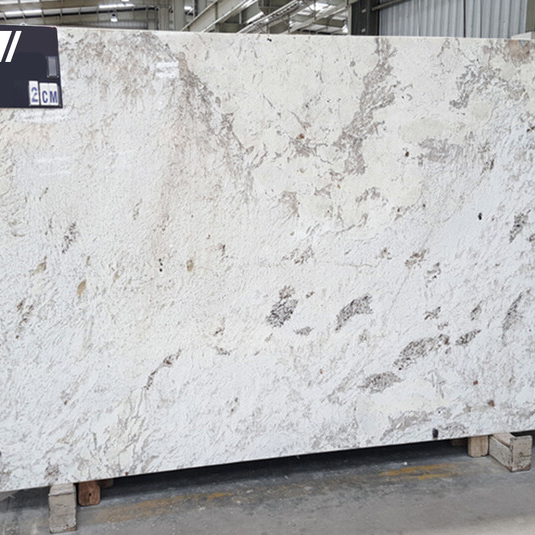 Granit Alaska Light 2 cm polerowany