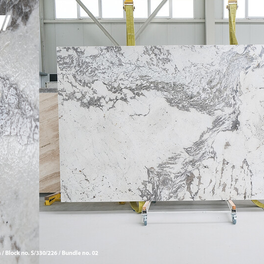 Granit Alaska Light 2 cm satynowany