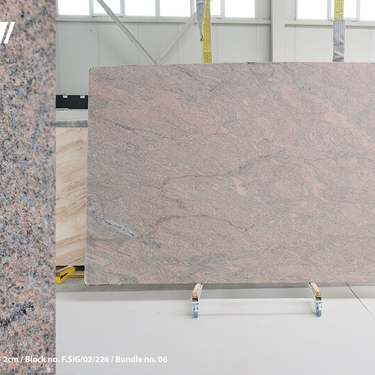Granit Multicolor Red 3 cm płomieniowany