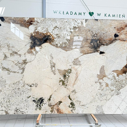 Гранит Alpinus Crystal 2 cм полированный