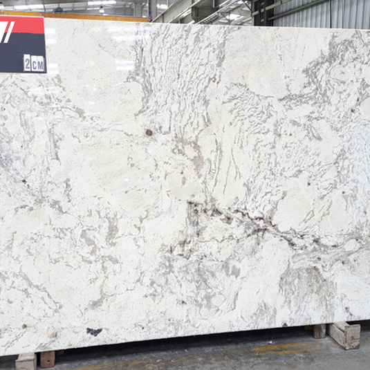 Granit Alaska Light 2 cm satynowany