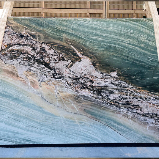 Кварцит Maestro Cristalizzato 2 cм сатинированный