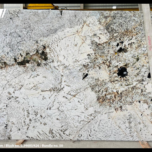 Granite Alpinus White 2 cm satin-finished