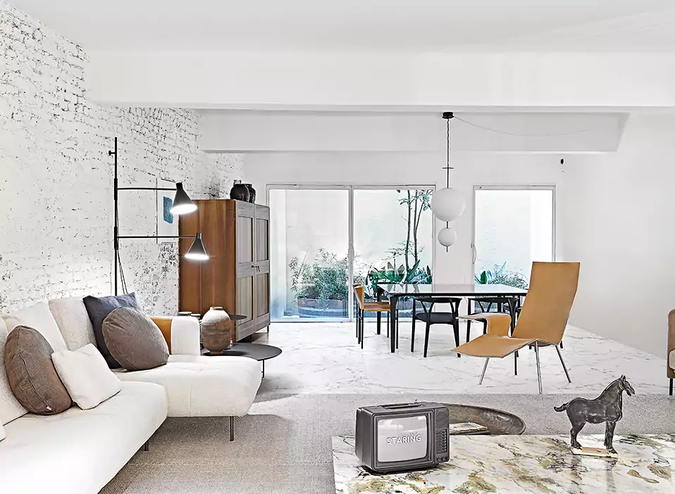 Salon spieki kwarcowe Origines De Rex Blanc